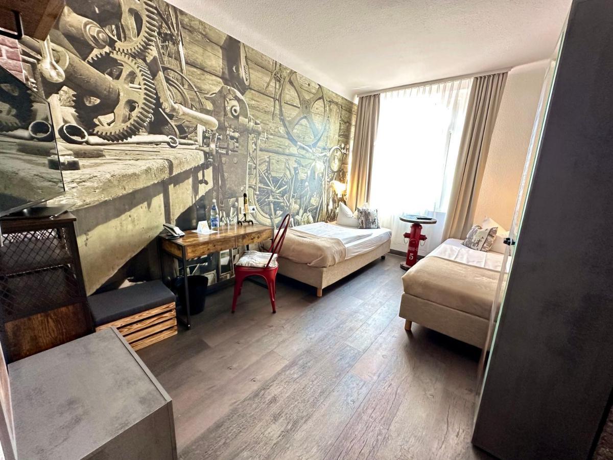 Hotel "Central" Inh Carolin Krause Bitterfeld-Wolfen Екстер'єр фото